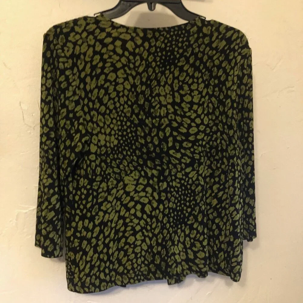 The Travel Collection Womens SZ Small Button Front Cardigan Top 3/4 Sleeves - Picture 3 of 3